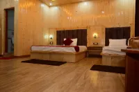 Rahul Hotel And Restaurant - New