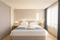 BORRMAN·Borrman Hotel (Guigang Wuyue Plaza High Speed Railway Station) - 3-Star