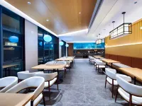 Tuke Global Hotel (Jiaozuo Headquarters New City Henan Polytechnic University South Campus)