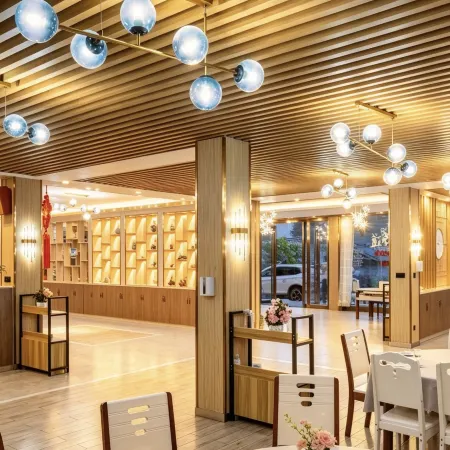 Longsheng Banshan Yinlu Hotel