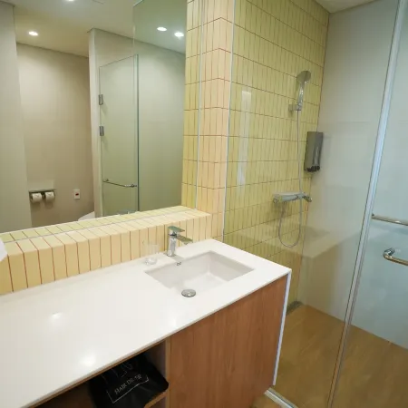Cliffbeach Resort&Pool Villa Hotels in Yangyang-gun