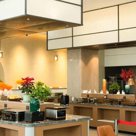 Huining Bell Tower Hotel