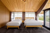 Jiuyue Luxury Boutique Stay (Saihanba Yudaokou Grassland Scenic Area) - พร้อมระเบียง