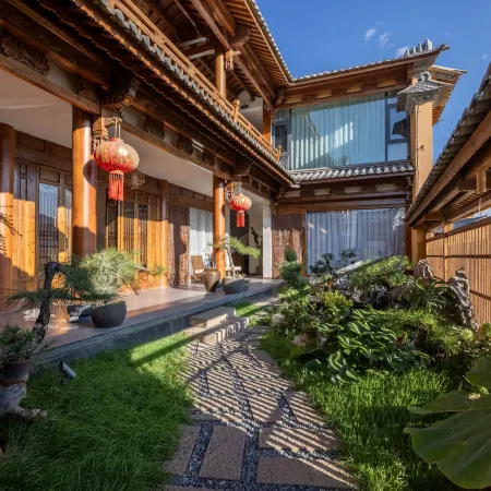 Yuexi Inn · MistyFields | 180° Fieldside Vacation Apartment (Shaxi Ancient Town)