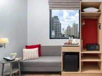 Ibis Bangkok Sukhumvit 24 Hotels near Thonglor