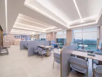 HanTing Zhoukou East Station Hotel - Bãi đậu xe