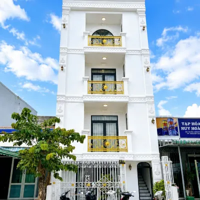 LAKSHMI APARTMENT & HOTEl DA NANG โรงแรมใกล้เจดีย์น้ำสน
