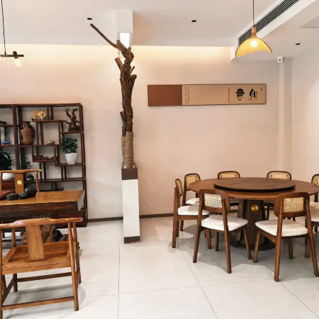 Fanyin Homestay (Mount Fanjing Scenic Area East Gate)