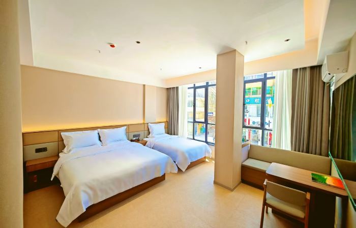 LanFeng Hotel