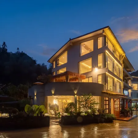 Linshanqi Homestay (Mount Fanjing Scenic Area East Gate)