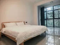 Yunshui Chinese Inn - balcony