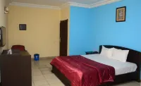 The Golf Prince Hotel-Guest Room - Homestays