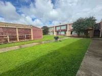 Express Inn & Suites - Pet friendly