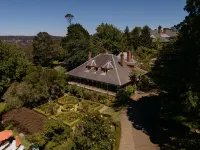 Ardour Lilianfels Blue Mountains - parking