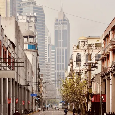 Aige Boutique Hotel (Shanghai Bund Great World Metro Station Branch)
