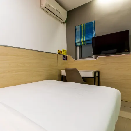 100 Inn Hotel (Ningbo Tianyi Square Drum-Tower Subway Station)