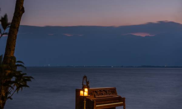 Pusu Designer Lake View Holiday Hotel