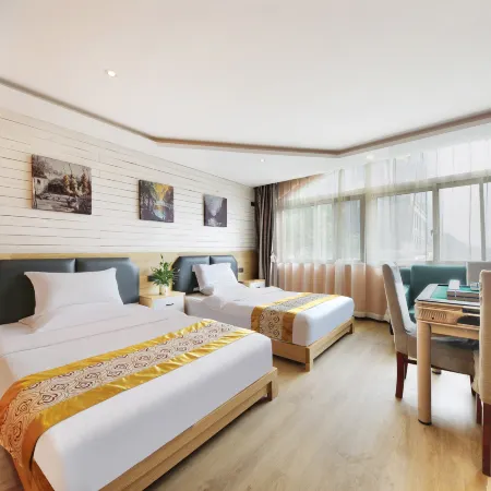 Zhigang Hotel (Daping Metro Station Branch) Отели рядом с достопримечательностью «Станция метро Daping»