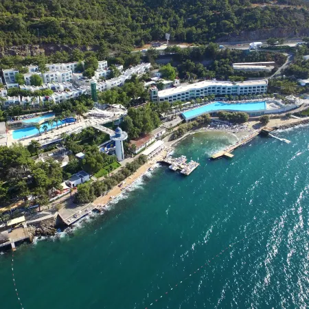 Blue Dreams Resort & SPA