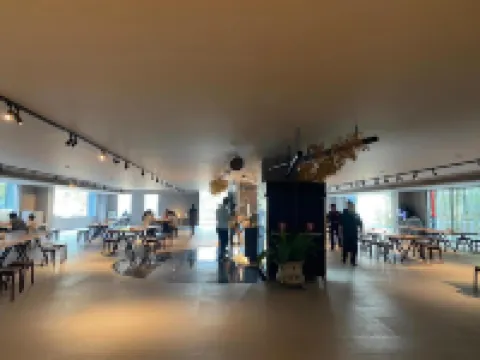 清邁寧曼彩鴻飯店