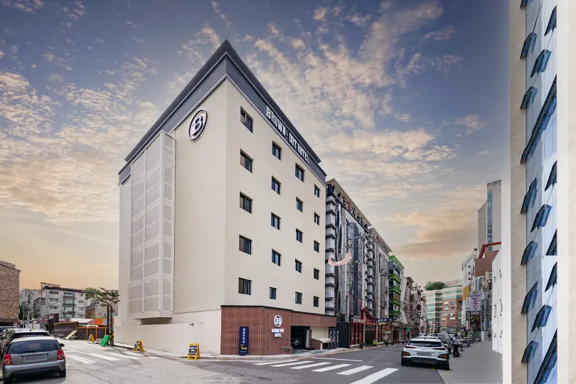 Brown Dot Hotel Geomdan