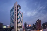 Anyee Xinliang Grand Hotel (Chengdu Chunxi Road Taikoo Li) Hotels near Dadi Xinguanghua Square