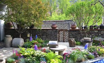 Floral Hotel·Beijing Skilled Craftsman Hotel (Huairou Liudu River)