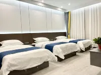 ZR·Light Luxury Hotel Hotels in Yongdeng