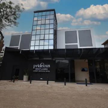 PrideInn Westlands Luxury Boutique Hotel Отели рядом с достопримечательностью «Уэстлендс»