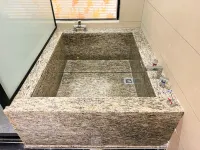 Yunxuan Homeland Hot Spring Hotel - parking