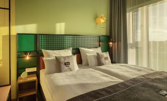 Holiday Inn - the niu, Dwarf Berlin Schöneberg