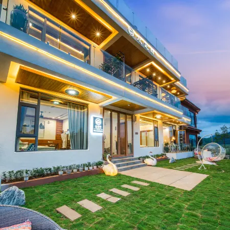 Shui Zhi Pan Lake View Inn