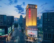 XiHe Hotel (Dalian Railway Station Zhongshan Plaza Store)