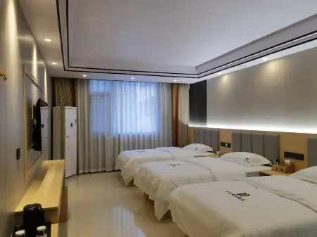 8 Days Holiday Hotel Furong Town
