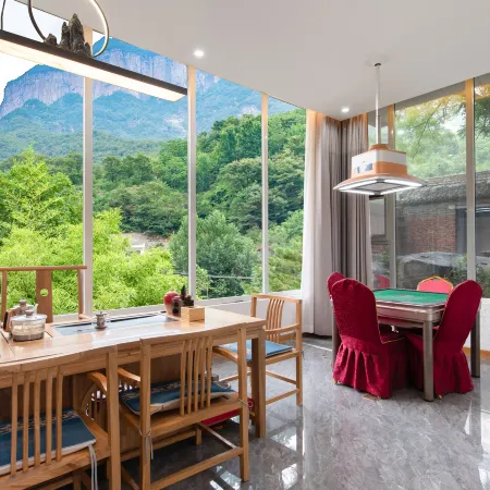 QIANNA HOTEL GLORIOUS (Xinxiang Baligou)