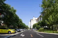 Nostalgia S Hotel(Beijing Liangxiang University Town) Hotels in Fangshan District