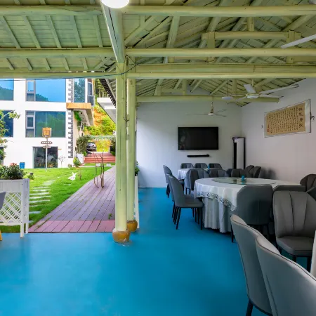 Moon Bay Nanfeng Zhiyi Homestay
