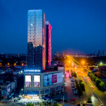 Lavande Hotels Ezhou Evergrande Capital Wuyue Plaza Store
