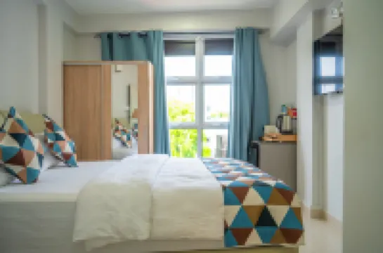 Tour Inn Hotels near Jumhooree Maidhaan