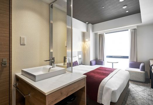 다이와 로이넷 호텔 오사카 사카이수지 혼마치 프리미어