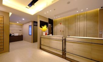 Home Inn Plus (Shao Mountain Scenic Area) - Housity
