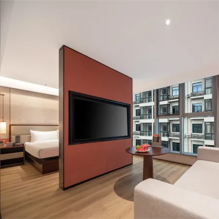 Wenzhou Binhai Park Maison New Century Hotel Отели рядом с достопримечательностью «Tianzhu Temple»