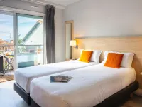 زينيتود أوتل ريزيدنس لو كانيت Hotels near كروستيه