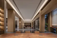 頤朋飯店（香格里拉天門山路地鐵站店）