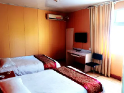 Wudangshan Tanluzhe Youth Hostel