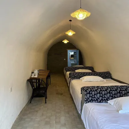Star River Courtyard Homestay