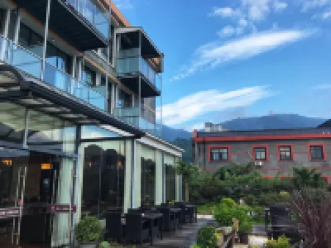 Xinmu Lanlian Boutique Hotel