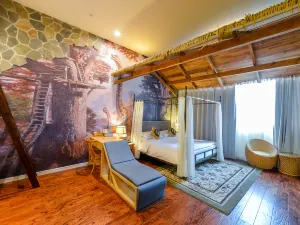 Dinosaur Resort