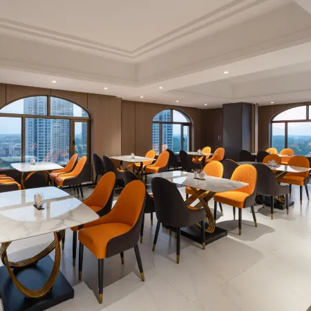 Victoria International Hotel ViCTORIAINTERNATIONALHOTEL (Maoming Dianbai Xinhu 2nd Road)