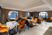 Victoria International Hotel ViCTORIAINTERNATIONALHOTEL (Maoming Dianbai Xinhu 2nd Road)